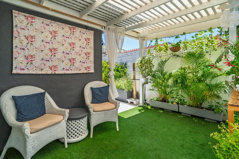 2 Bedroom Property for Sale in Harfield Village Western Cape